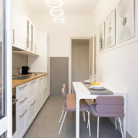 Piramide Deluxe Apartmán *