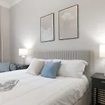 Lägenhet Piramide Deluxe
