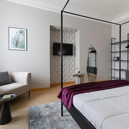 Piramide Deluxe شقة