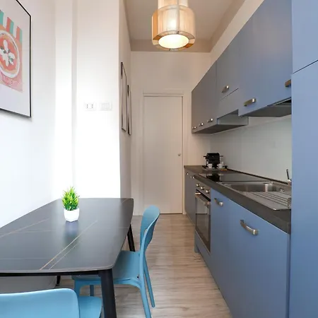 Piramide Deluxe روما