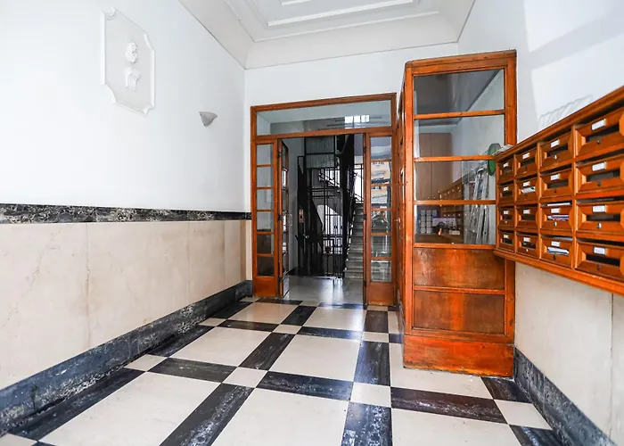 Piramide Deluxe Апартаменты Рим